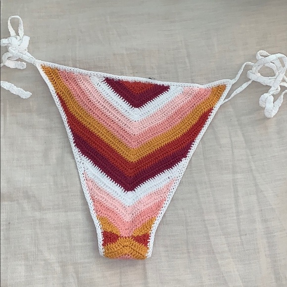 BIKINI BOTTOMS - Picture 2 of 2